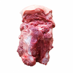 Cogote de cerdo criollo (7.7 kg / 17 lb)